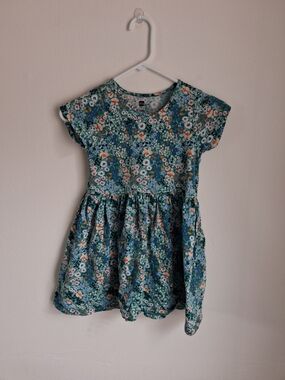 Tea Collection Short Sleeve Dress Size 8